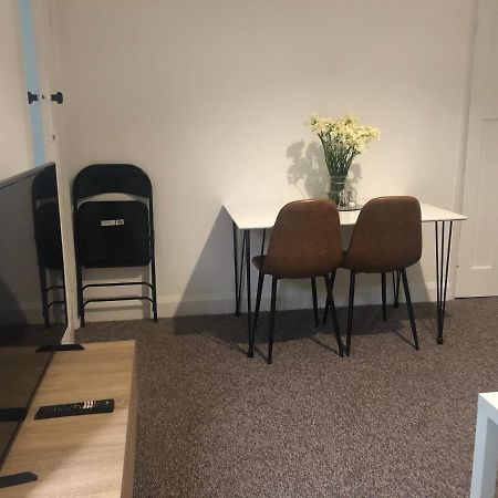Apartamento Garden Flat In Central Location Londres Exterior foto